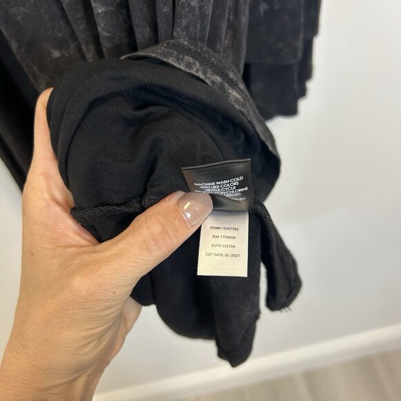NWT Torrid 2 2X Super Soft Scoop Neck Strappy Cold Shoulder Sharkbite Hem Top - Picture 7 of 11